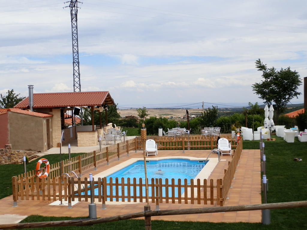 Hotel El Comendador Añón Exteriör bild